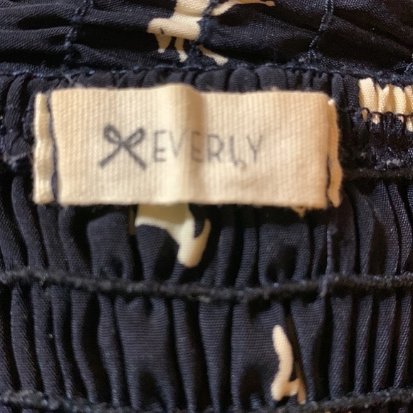 Everly Horse Mini Dress, straps cross in back, estimate size 8 see measurements - Picture 5 of 5